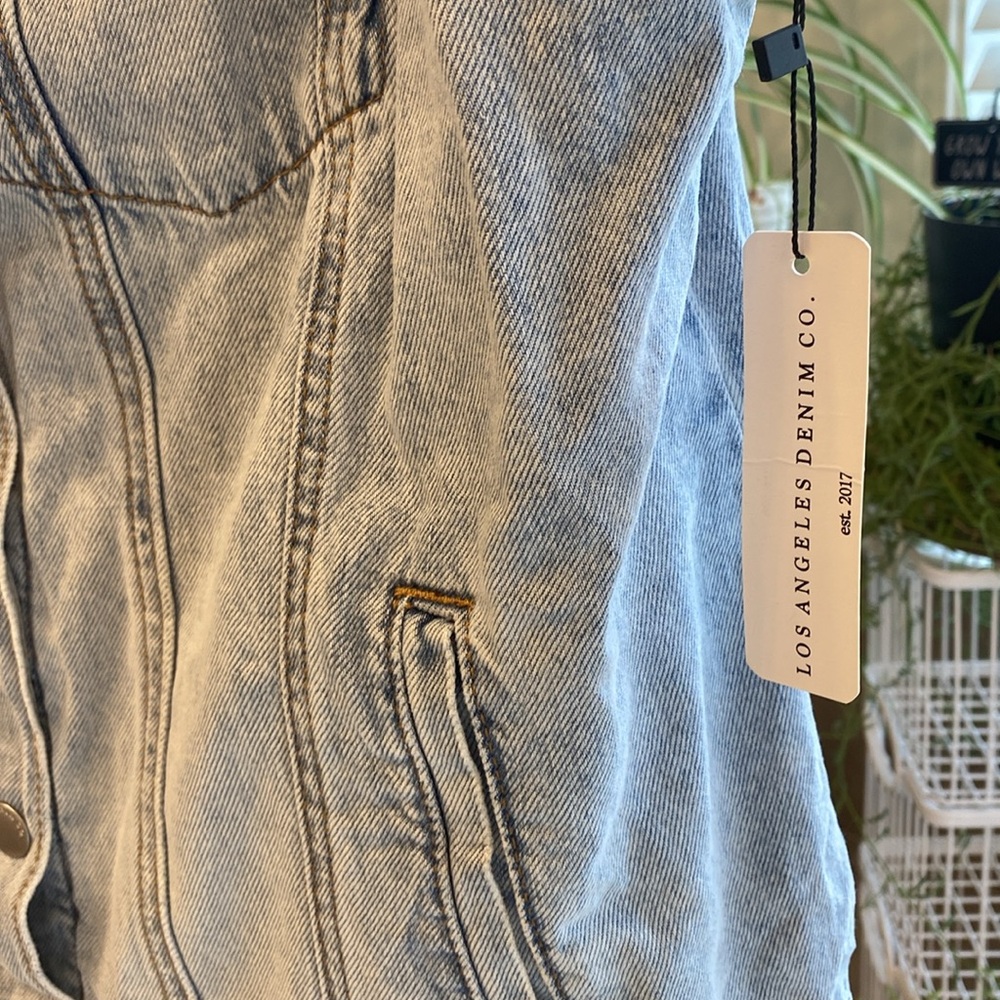 Sun Dance- Los Angeles Denim Co. vest. New with tags, Large π - Picture 4 of 4